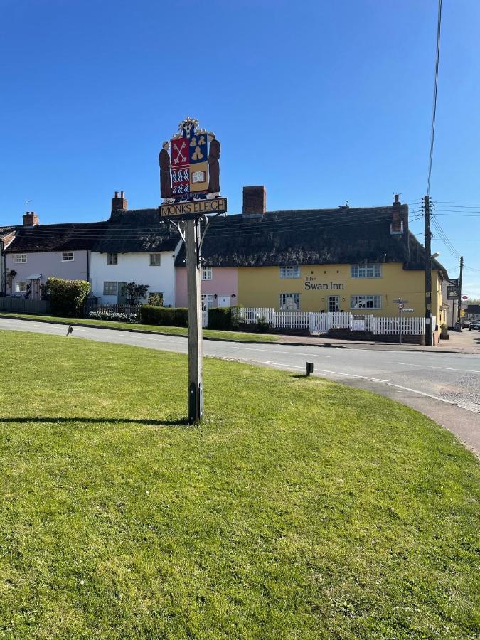 The Swan Inn Monks Eleigh Exterior foto